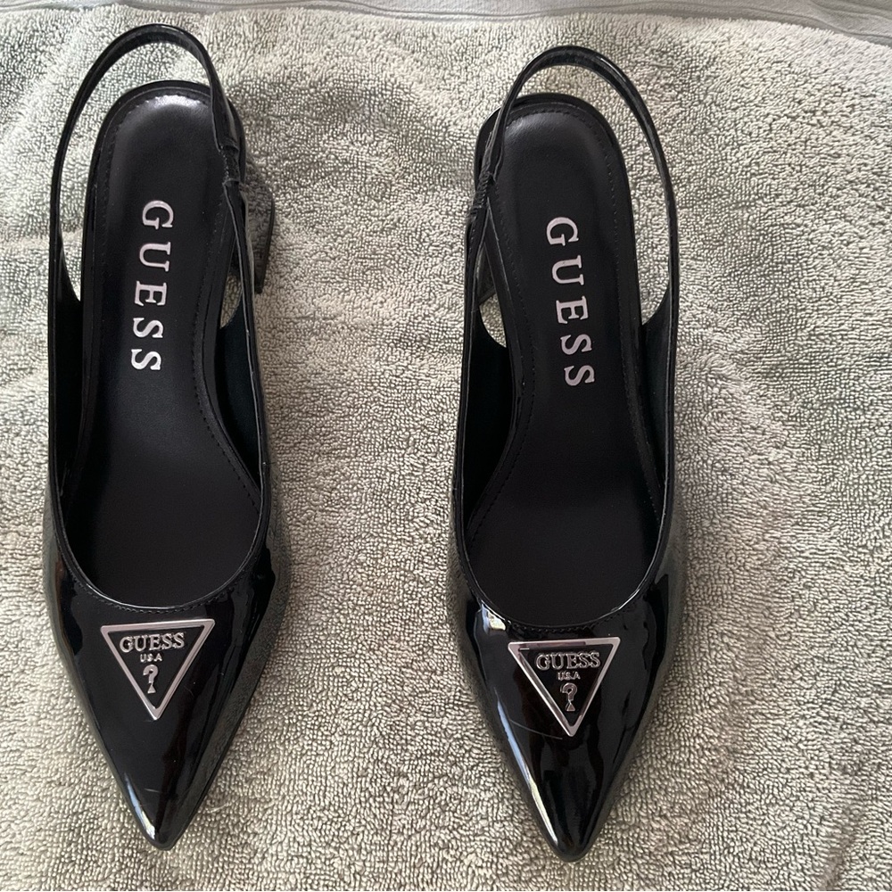 Women’s Guess kitty heel shoes